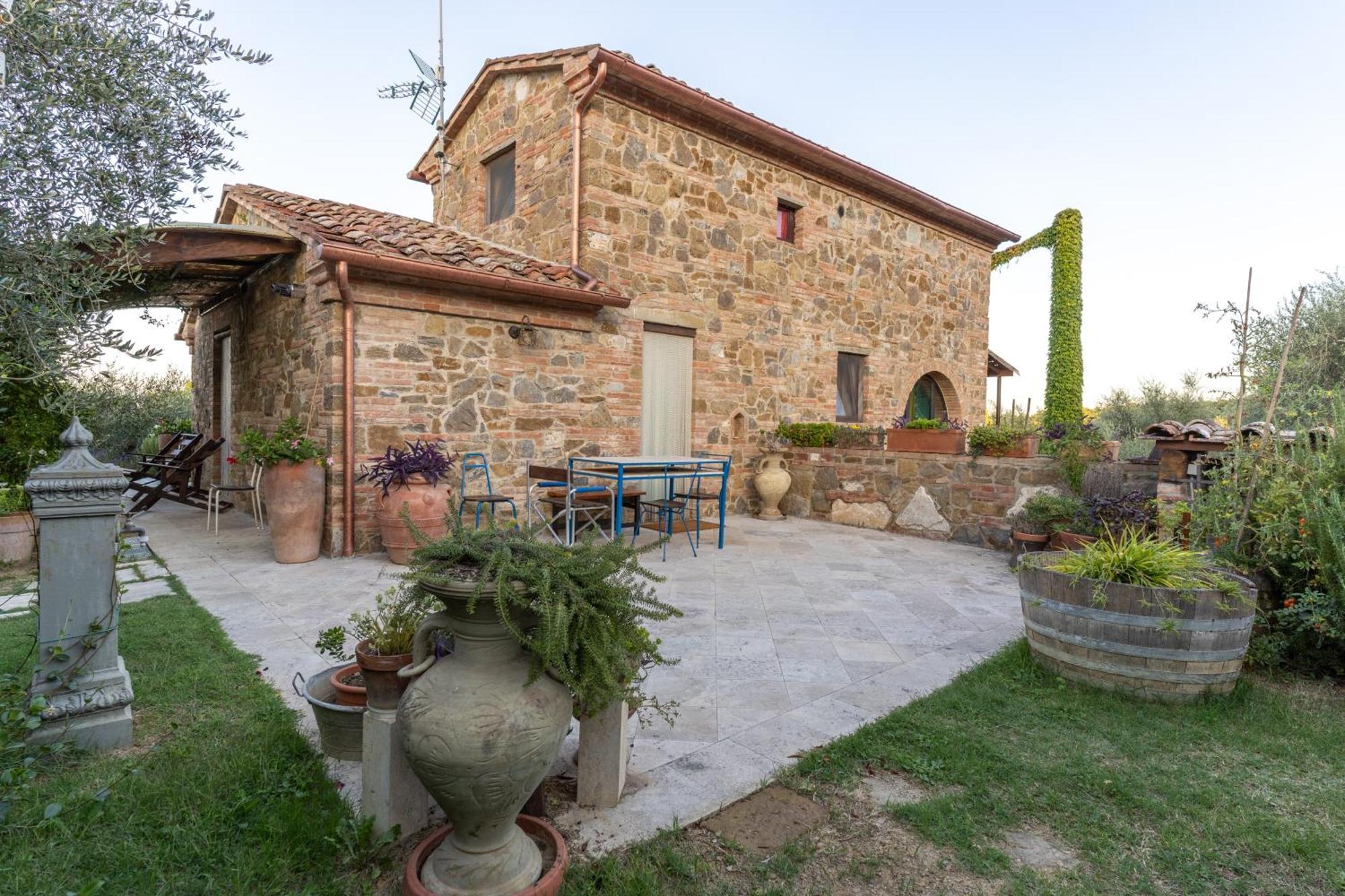 Il Poggio Dell'Eremita Apartment Rigomagno Luaran gambar