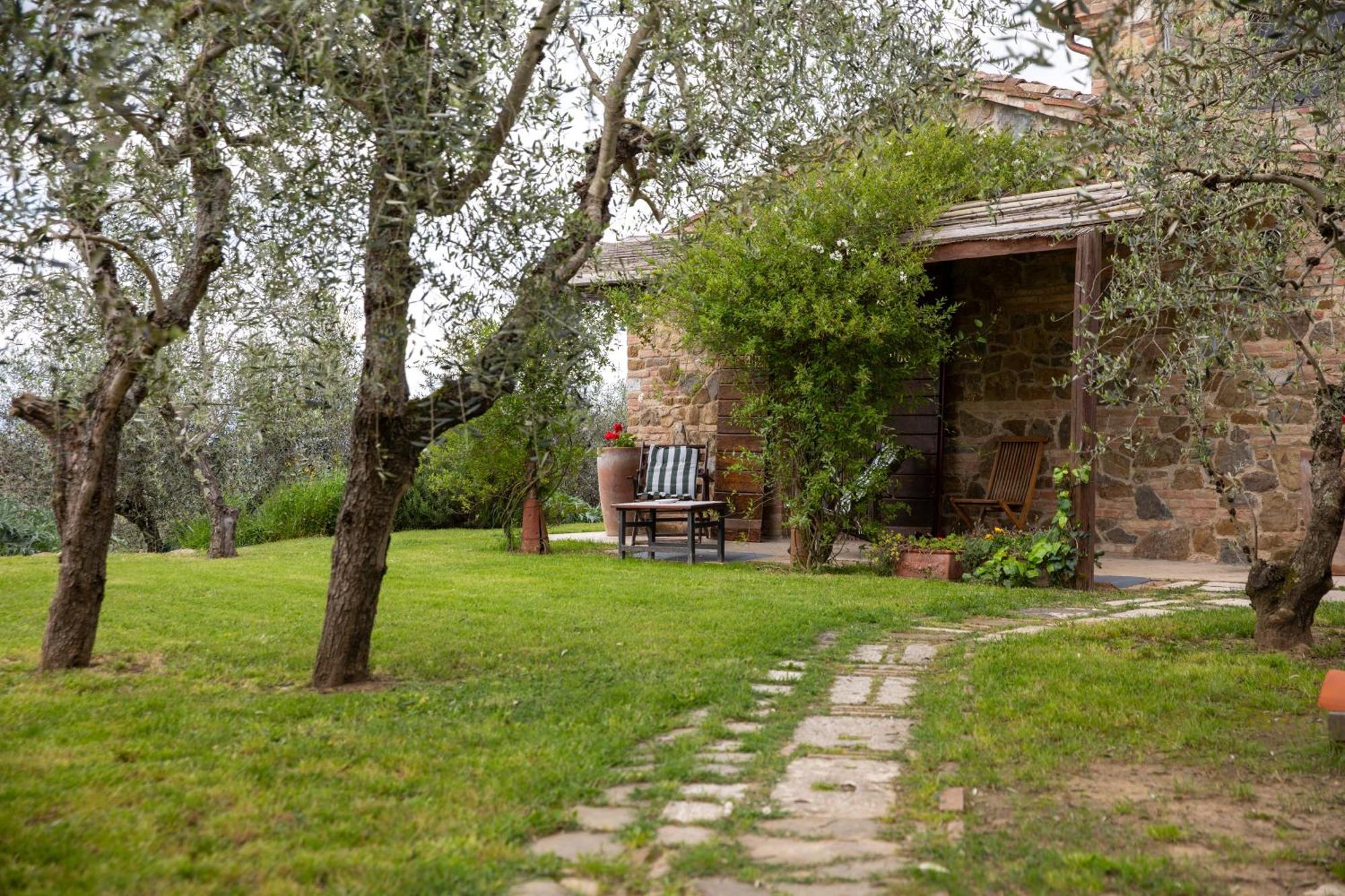 Il Poggio Dell'Eremita Apartment Rigomagno Luaran gambar